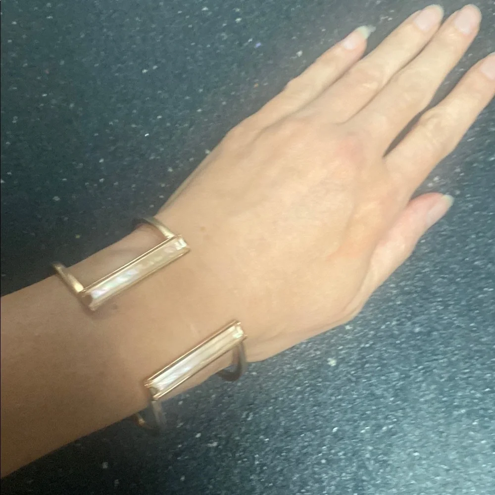 Kendra Scott  Gold and Shimmer Bracelet